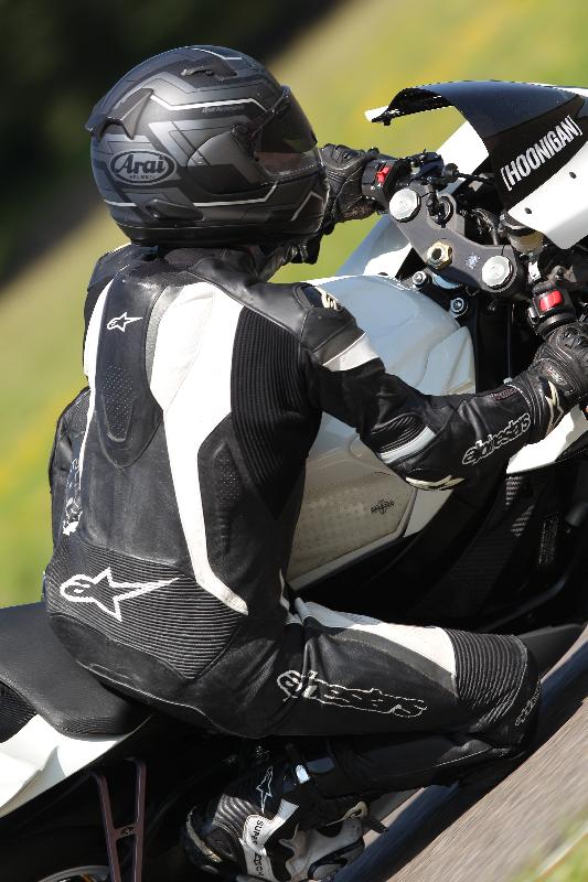 /Archiv-2021/23 19.07.2021 Plüss Moto Sport ADR/Gruppe Freies Fahren/backside
